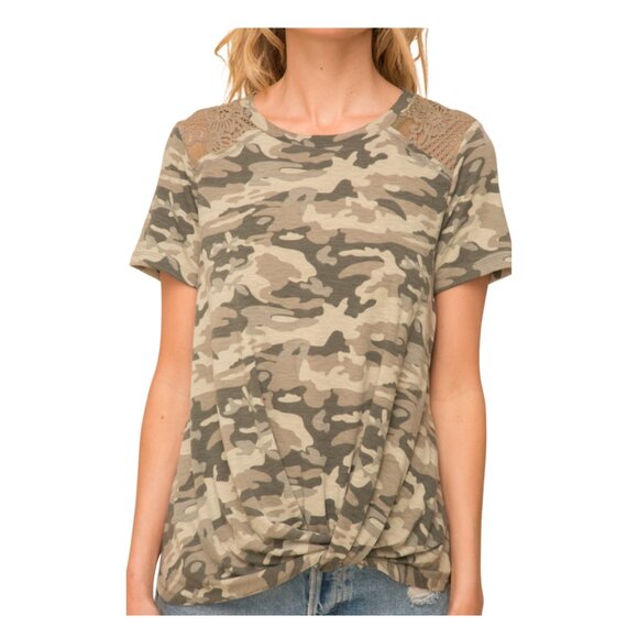 127 Live $20. Start, Hem & Thread TWIST HEM LACE CONTRAST CAMO PRINT TEE - Picture 4 of 7
